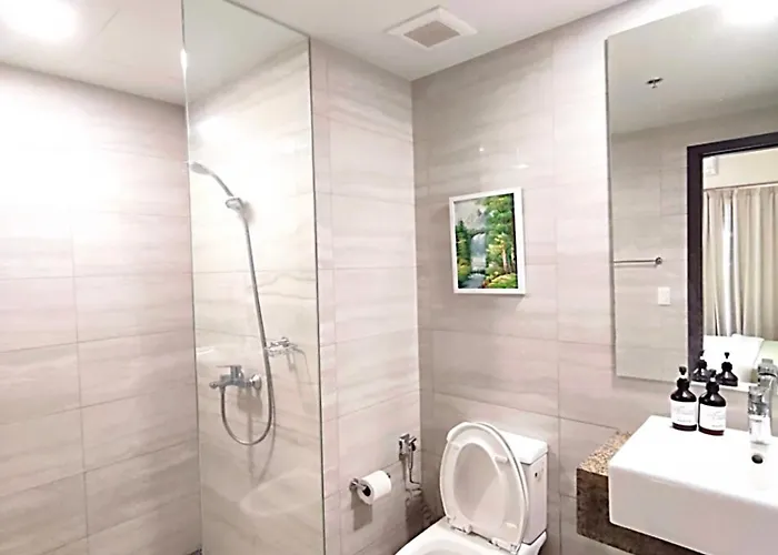 2br Spacious With Free Pool, View & Gym Access ,near Moa, Okada & Airport Apartamento *