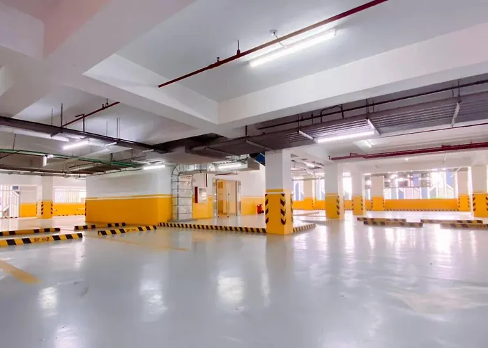 Apartamento 2br Spacious With Free Pool, View & Gym Access ,near Moa, Okada & Airport *